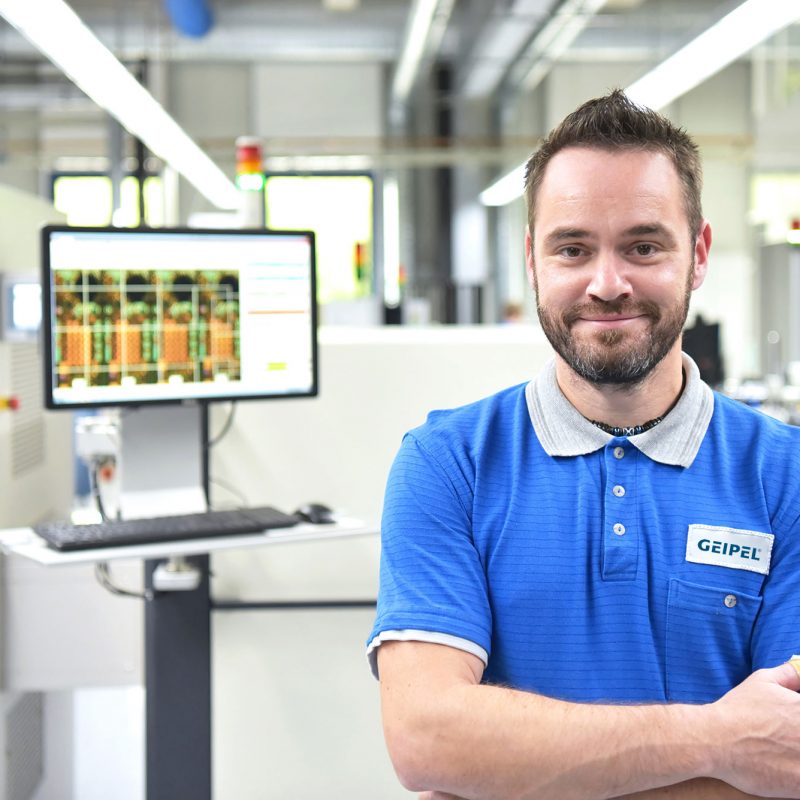 Technische Arbeitskraft für den Bereich Metalldecken