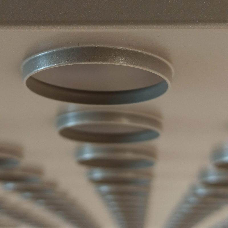 Designdecke mit Tiefzug-Lochung